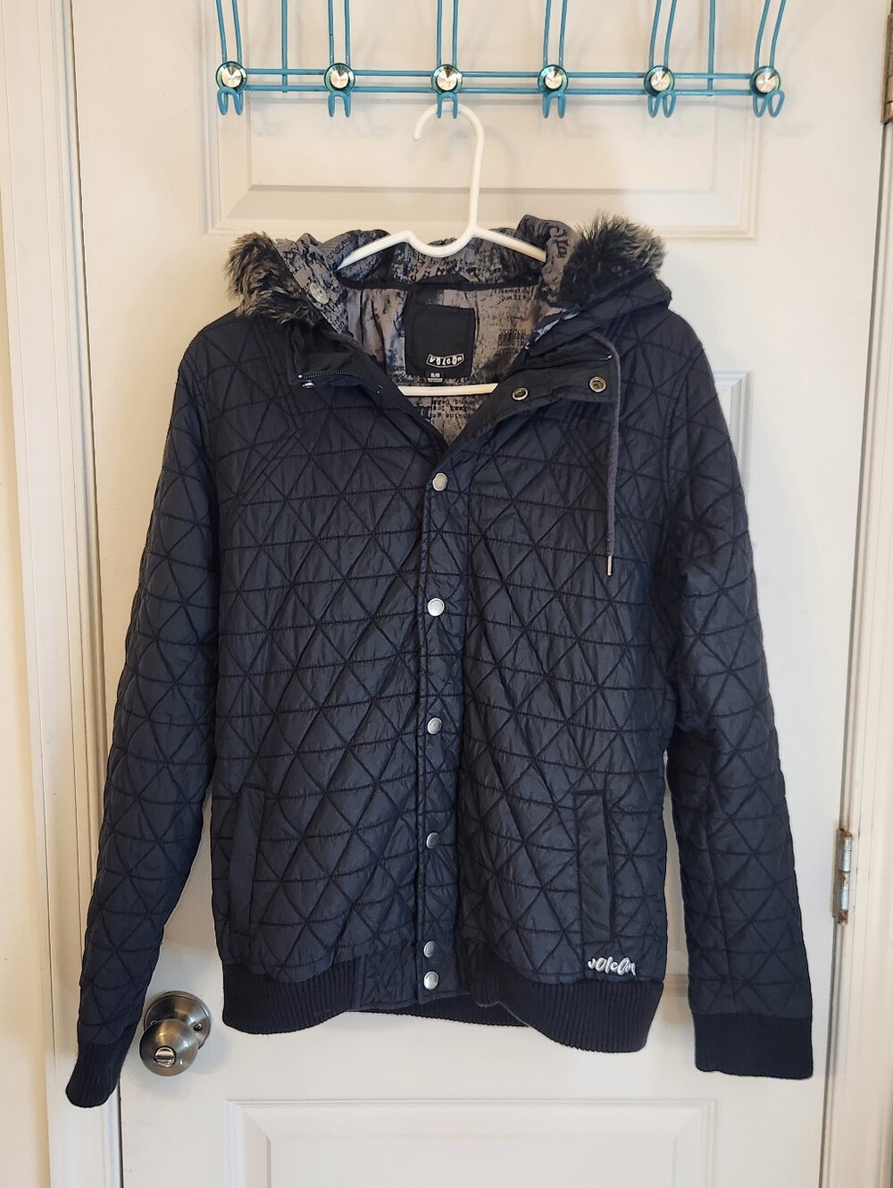 Volcom Long Sleeve Quilted Jacket Y2K‎ Fur Hood Size XL Black #1420